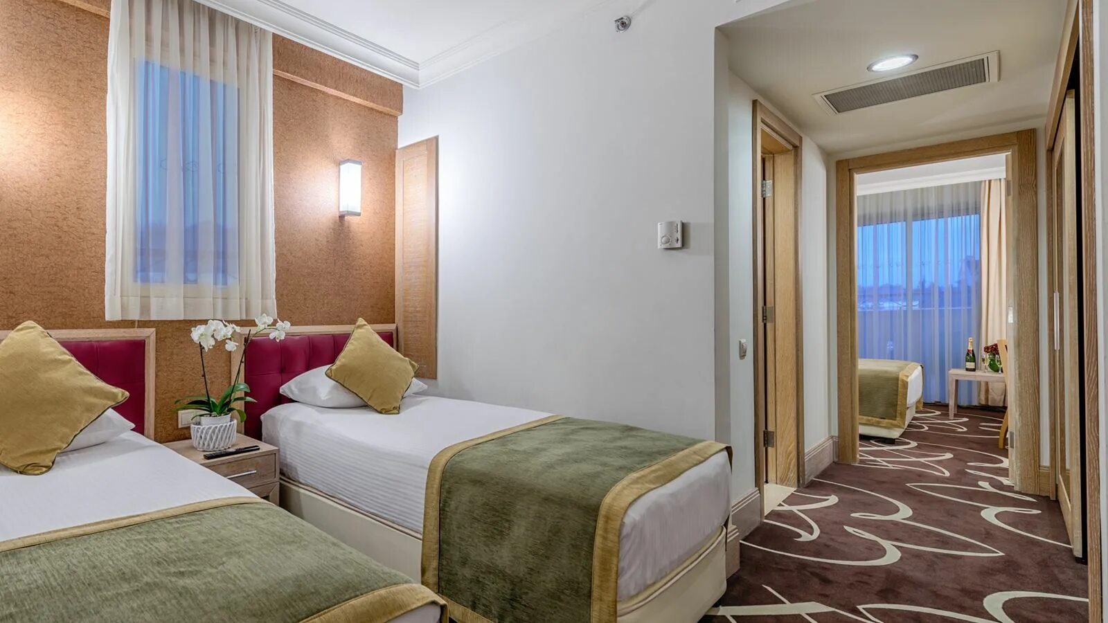 Skylax family club 5 турция аланья. Alva donna exclusive hotel spa 5 family room. alva donna exclusive hotel spa 5 семейный номера. family room альва донна. отель alva donna exclusive hotel belek.