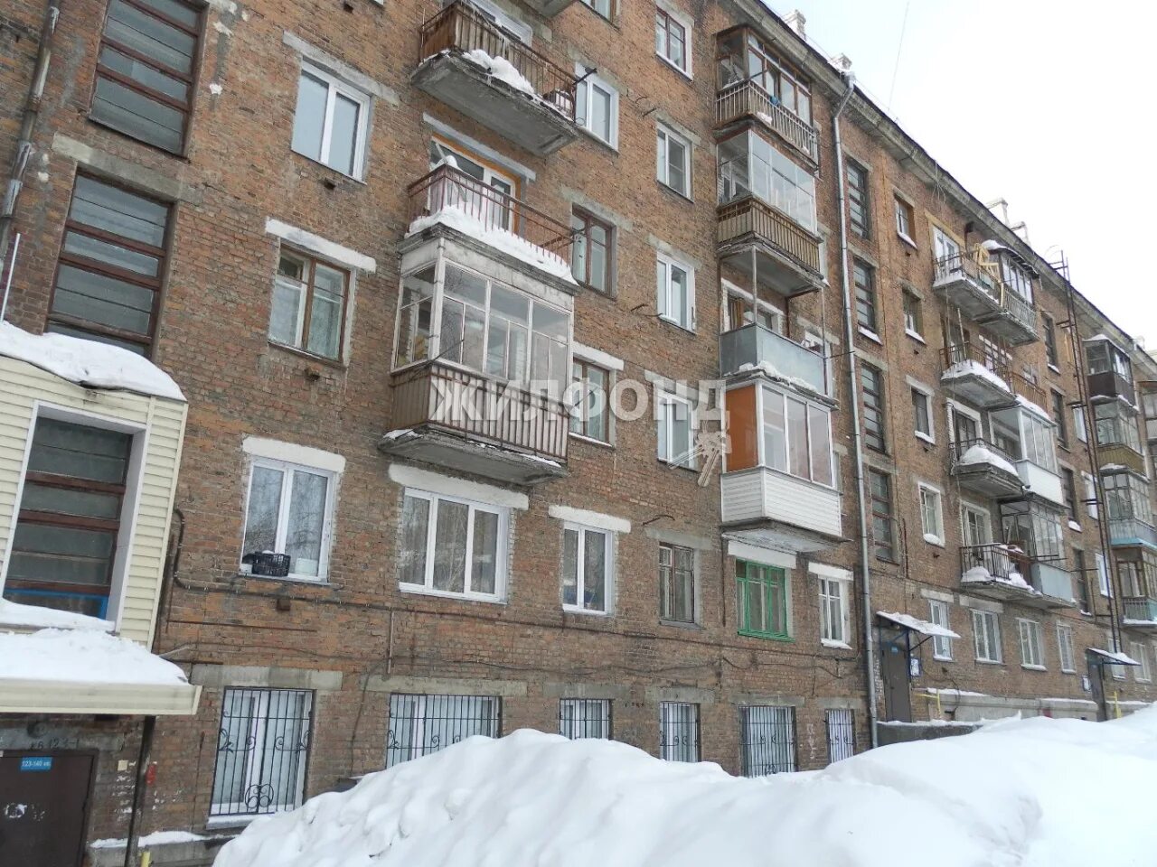 Орджоникидзе 40 новосибирск фото. 40 в новосибирске. 40 в новосибирске. 40 в новосибирске. 40 в новосибирске.