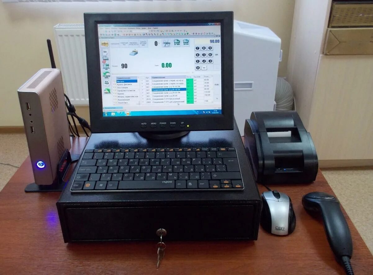 Pos терминал iiko. Кассовое оборудование для розничной торговли. Контрольно- кассовая машина «pos-система атол ритейл mini». Pos москва. Pos система.