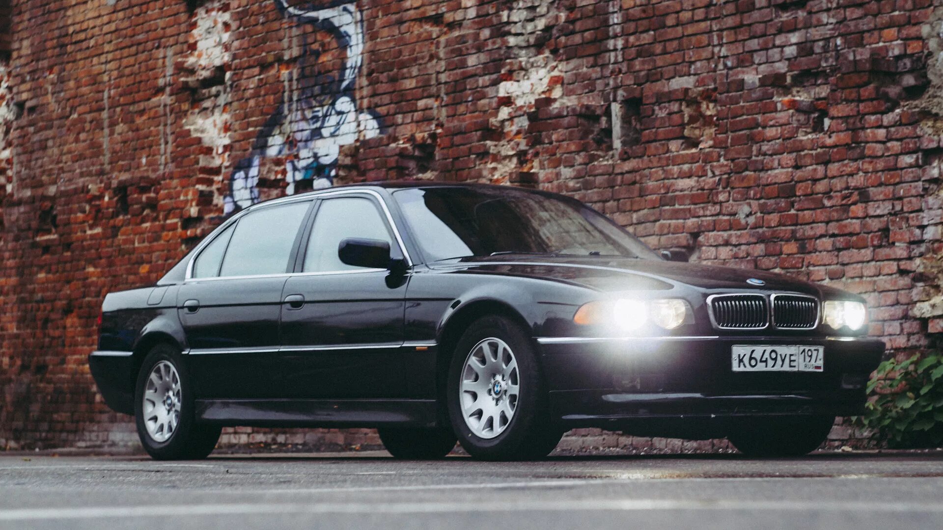 1 июля 1998 г. BMW 7 Series (e38). BMW 750li e38. BMW 7 e38 750li. BMW 750 li e38 бумер.