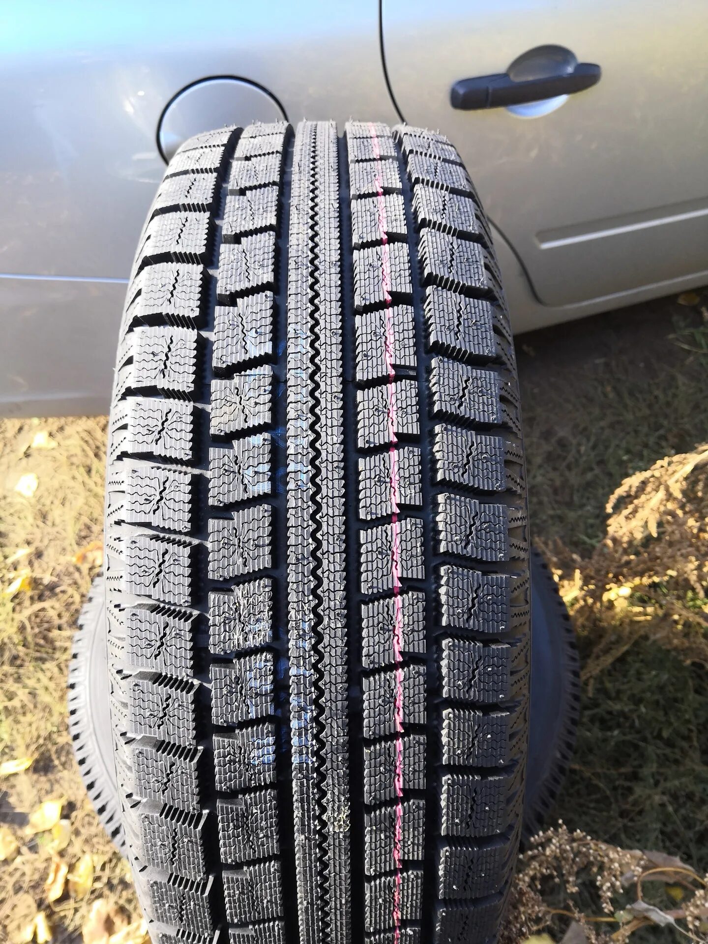 225 70 15 купить. Nitto SN 2 Winter 185/65 r14. Nitto sn2 Winter 195/65 r15. Nitto sn2 185 65 15. Nitto липучка 215 65 16.