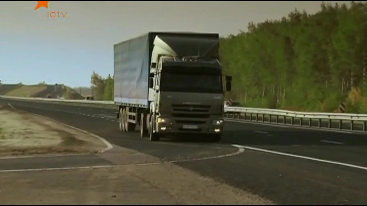 камаз 54115 из дальнобойщиков. фильм дальнобойщики 1 серия. песни далеко дальнобойщики. дальнобойщики сериал. песня дальнобойщики тихий огонек.