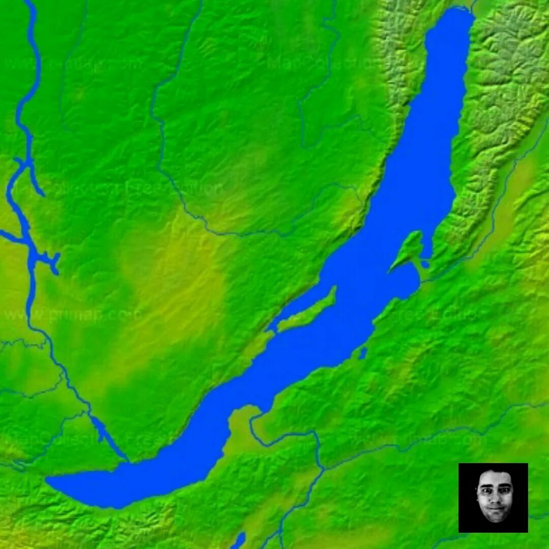 В какой области располагается озеро байкал. Озеро Байкал вид сверху. Рельеф дна оз Байкал-. Акватория озера Байкал. Байкал форма озера.