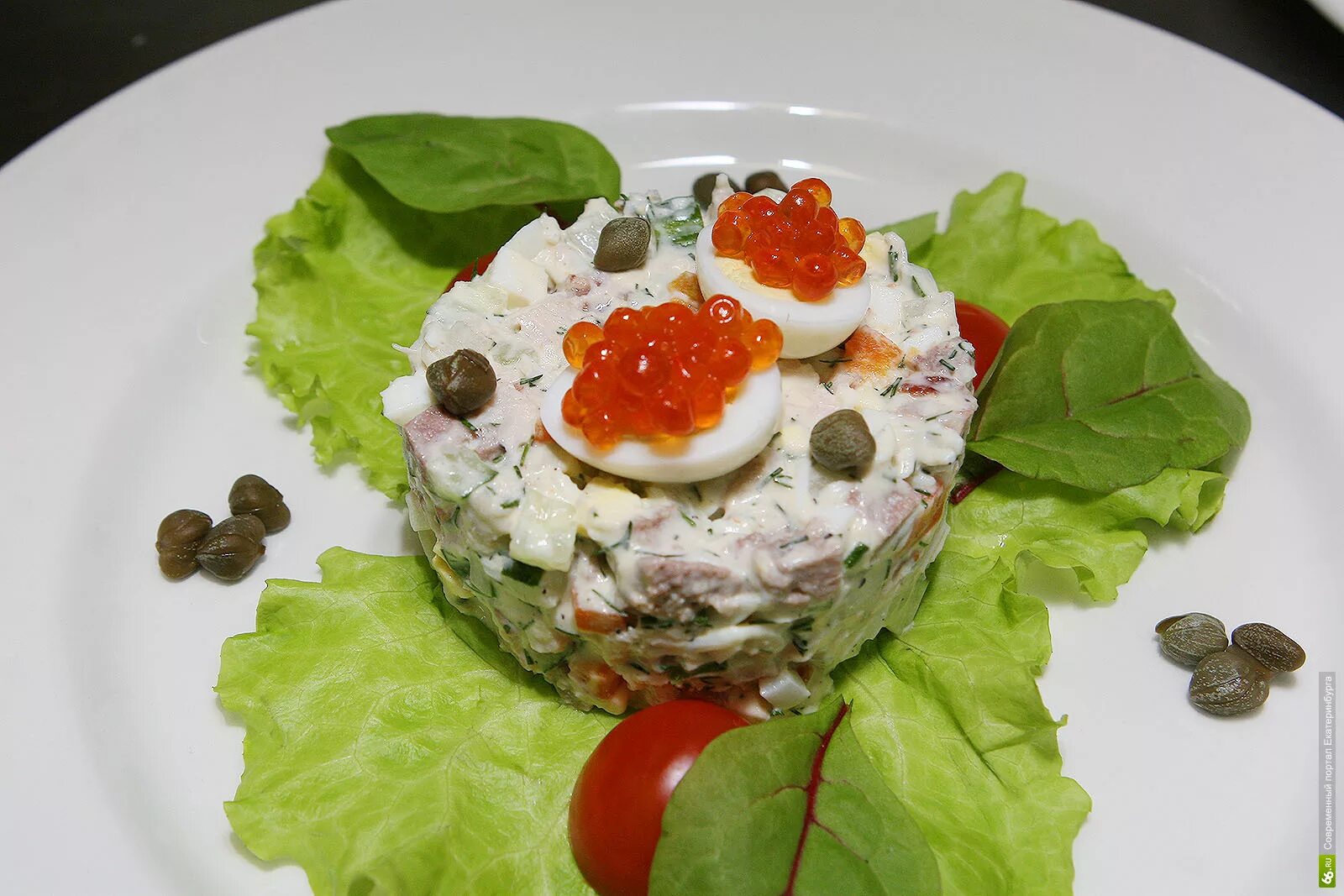 Салат цезарь кардини. Salat цезарь. Оливье. Салат мимоза индигриенты. Cәләт цезарь классический.