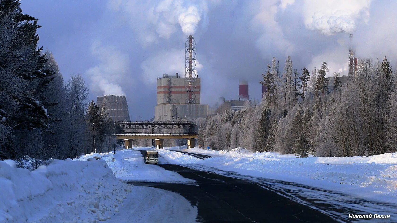 Усть илимский городской сайт. Усть-Илимский ЛПК. Усть-Илимский лесопромышленный комбинат. Усть-Илимская теплоэлектроцентраль. Целлюлозно бумажный завод Усть-Илимск.