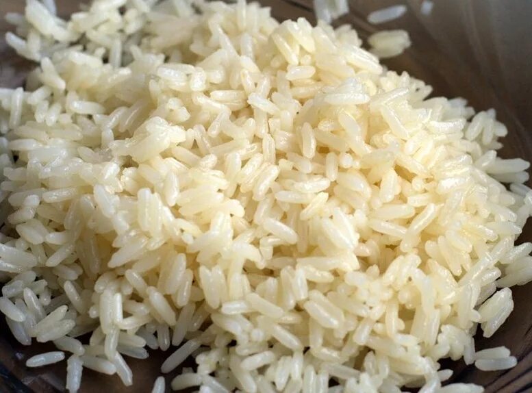 Чтобы рис был рассыпчатым нужно. Вареный рассыпчатый рис. Рис рассыпчатый на гарнир. Рис отварной рассыпчатый. Отварить рис рассыпчатым.