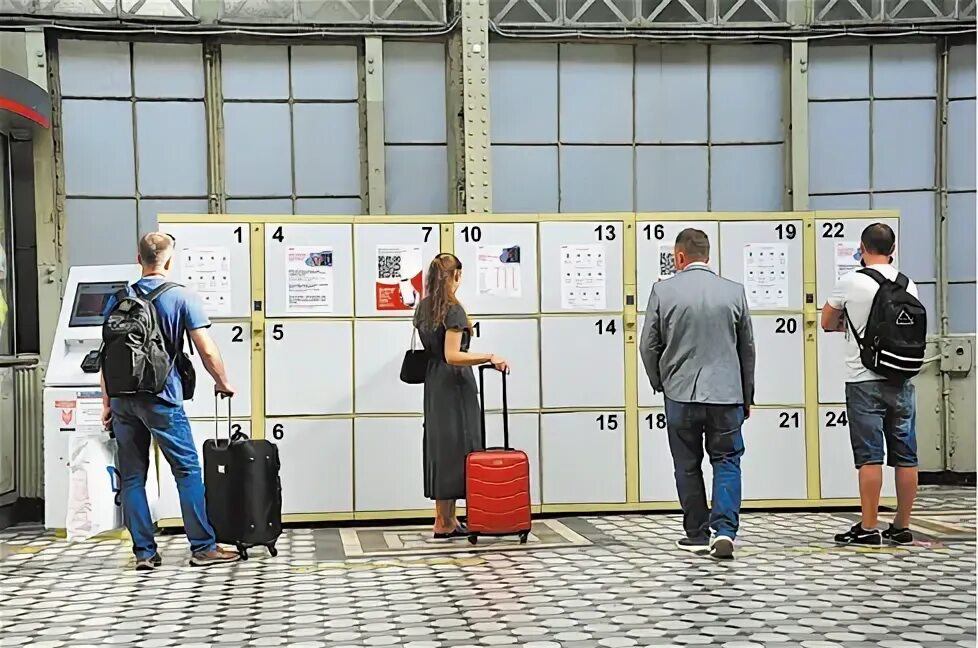 Стационарная камера хранения. Камера хранения жд вокзал. Ячейки хранения на вокзале. Автоматическая камера хранения на вокзале. Оклейка камер хранения.