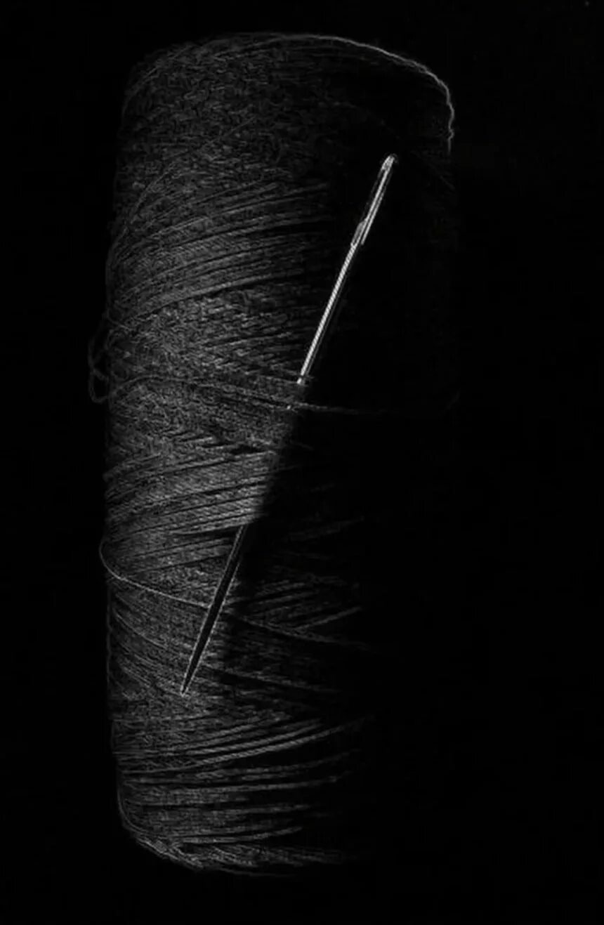 Катушка ниток черная. Нитки 45 лл 2500. Нитки черные набор10шт 1катушка-30м na2219 (24/600). Нитки 44 лх. Нашла черные нитки.