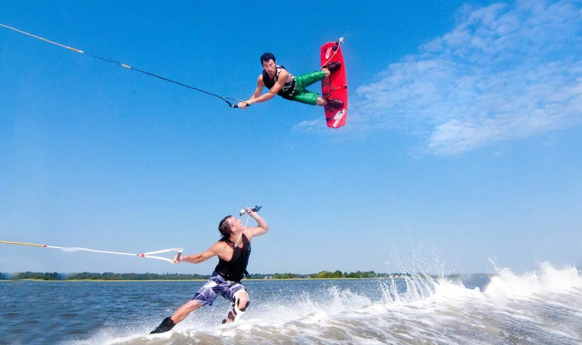 Do water sports. Рейли вейкборд. Wake Бординг. Джиббинг вейк. Вейкборд, вейксерф и флайборд.