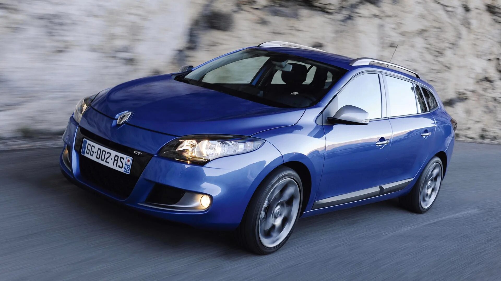 Рено меган год. Renault megane 2010. renault megane gt. renault megane 3 2010. рено меган 3 2010.