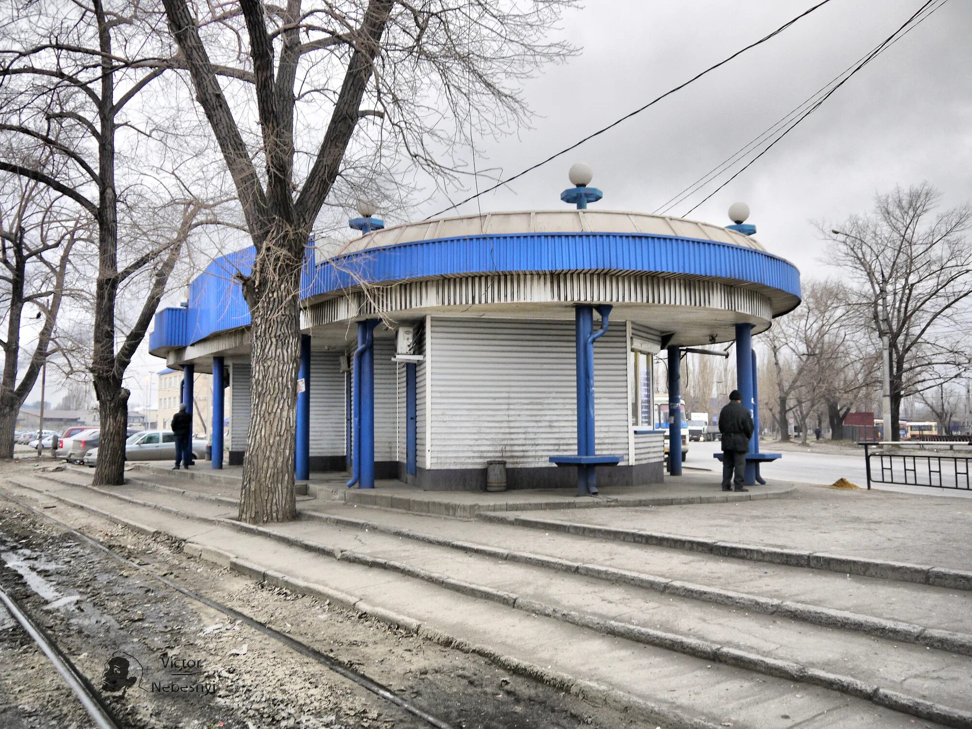 Остановиться в липецке. Площадь Клименкова Липецк. Остановка НЛМК Липецк. Стан 2000 Липецк остановка. Остановка старые проходные НЛМК.