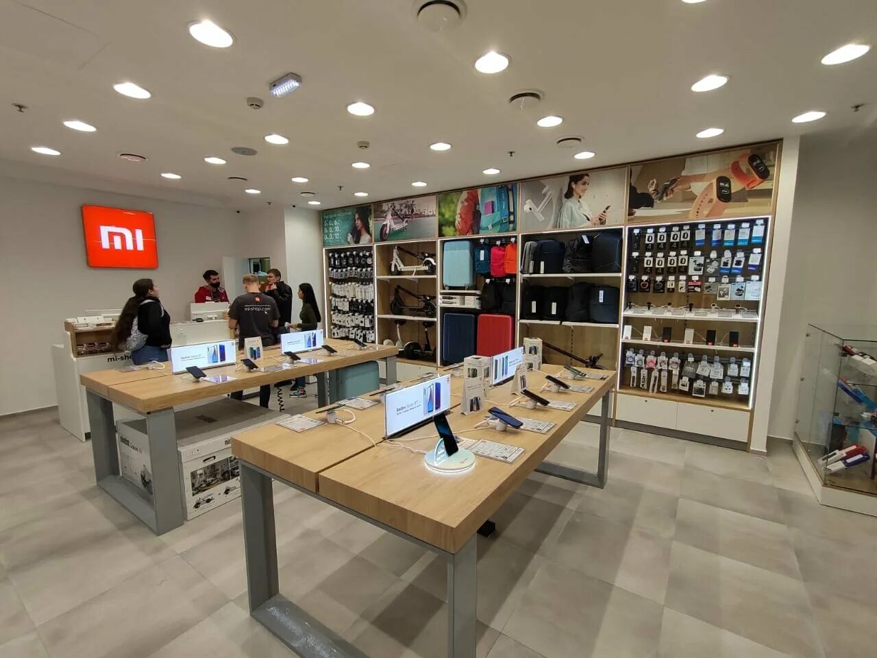 Магазин сяоми в спб. Ксиаоми магазин в спб. Магазин сяоми в спб. Магазин xiaomi. Mi store xiaomi.