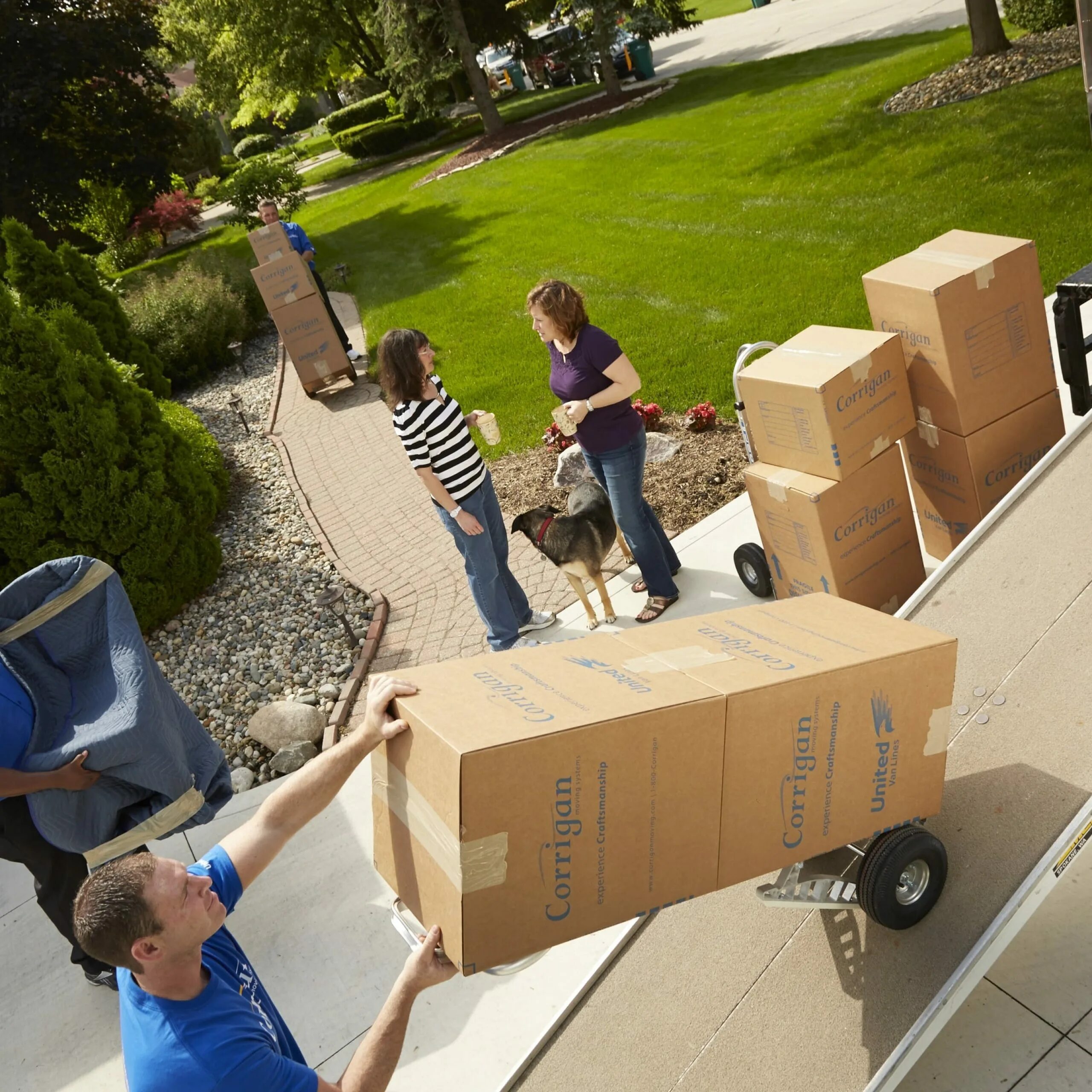 Move location. Переезд коттеджа грузчики. переезды американцев. residential movers. professional movers.