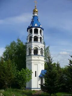 Храм с колокольней
