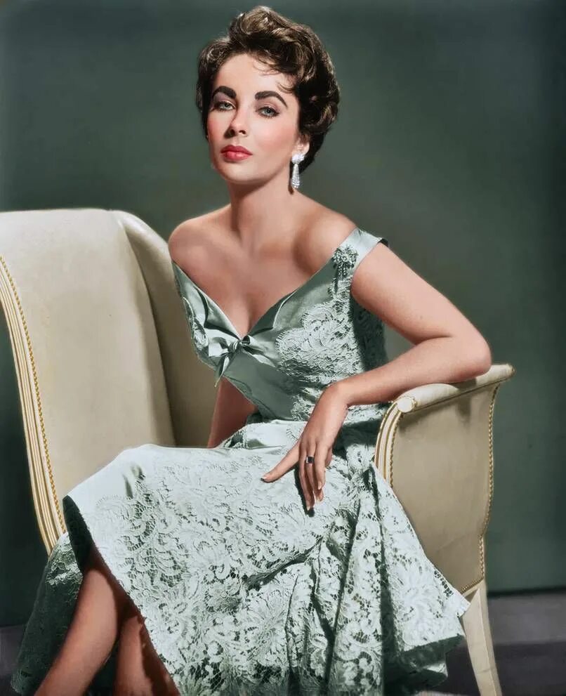 Retro glamour