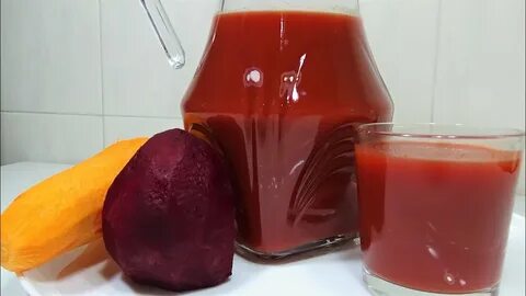 Свежевыжатый сок из свеклы моркови