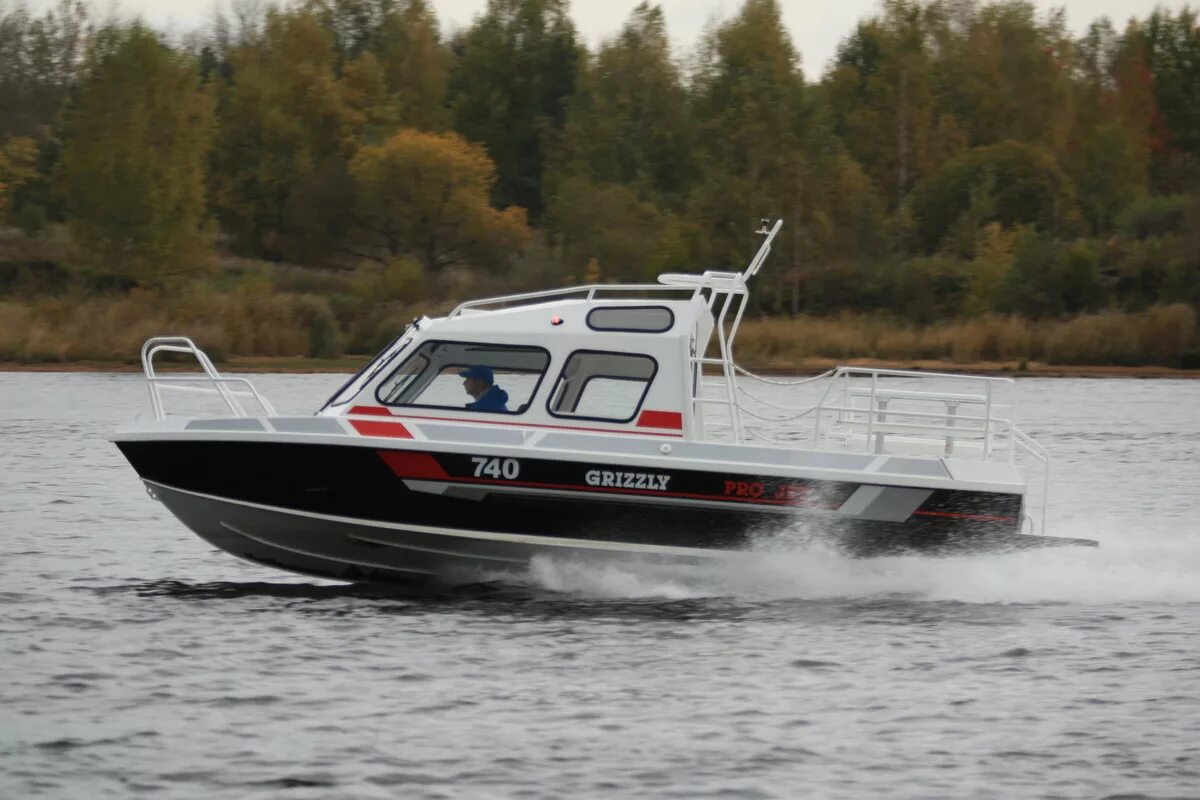 Grizzly cabin. Катер grizzly pro cabin 740 jet. grizzly 660 катер. катер гризли 940. катер grizzly 860.