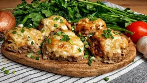 Грибы с фаршем под сыром