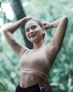 Joyce Pring (Pinay Celebrity). 