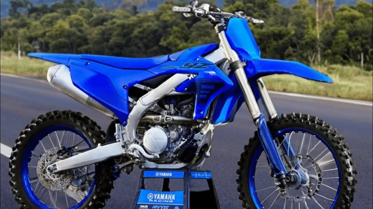 Yz250 Yamaha 2024. YZ Yamaha 2024 белый. Мотоцикл Ямаха 2024 года. Сузуки 450 2024.