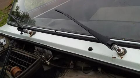 Стеклоочиститель на ниву
