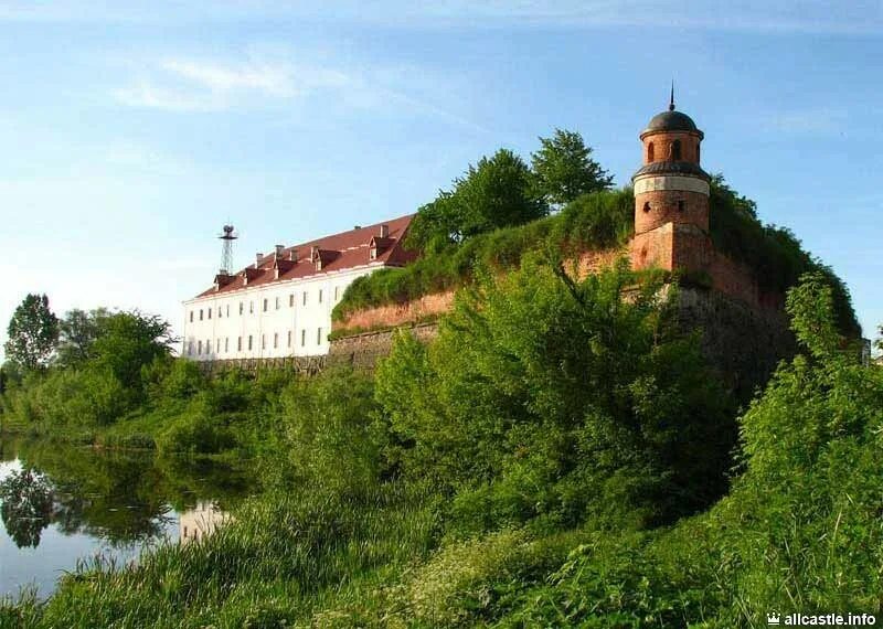 Город дубно где находится. Дубенский замок украина. дубно украина крепость. дубно город украина замок. крепость дубно ровенская область.