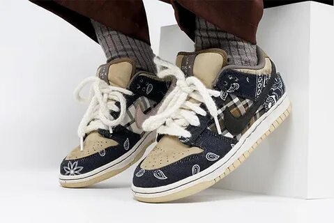 Nike dunk travis scott
