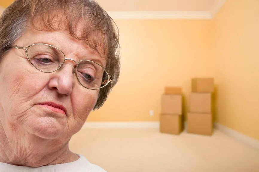 Давний более. Old grumpy woman. Давний более. Давний более. Старик закрыл лицо руками.