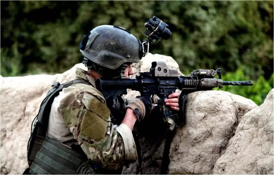 Us army 75th ranger regiment. Оборудование рейнджеры. Space rangers 2 корпусы. Космические рейнджеры 2 оборудование. Оборудование рейнджеры.