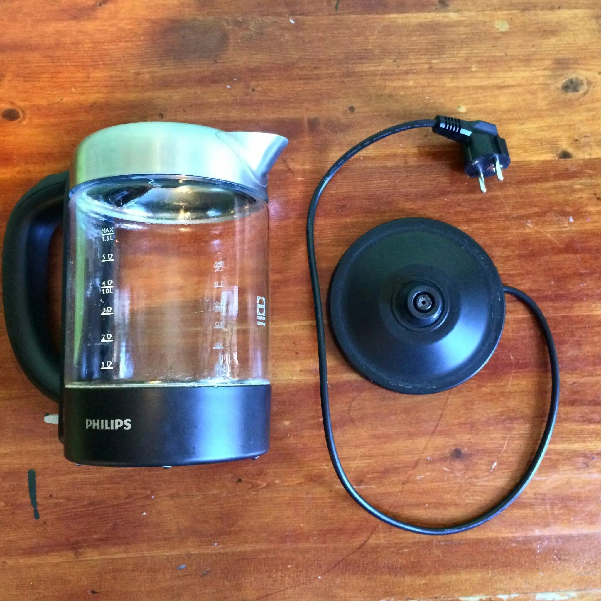 Philips 9339/80 электрочайник. Чайник электрический филипс. Чайник hd9339 80. Чайник philips hd9340/90 1. Чайник hd9339 80.