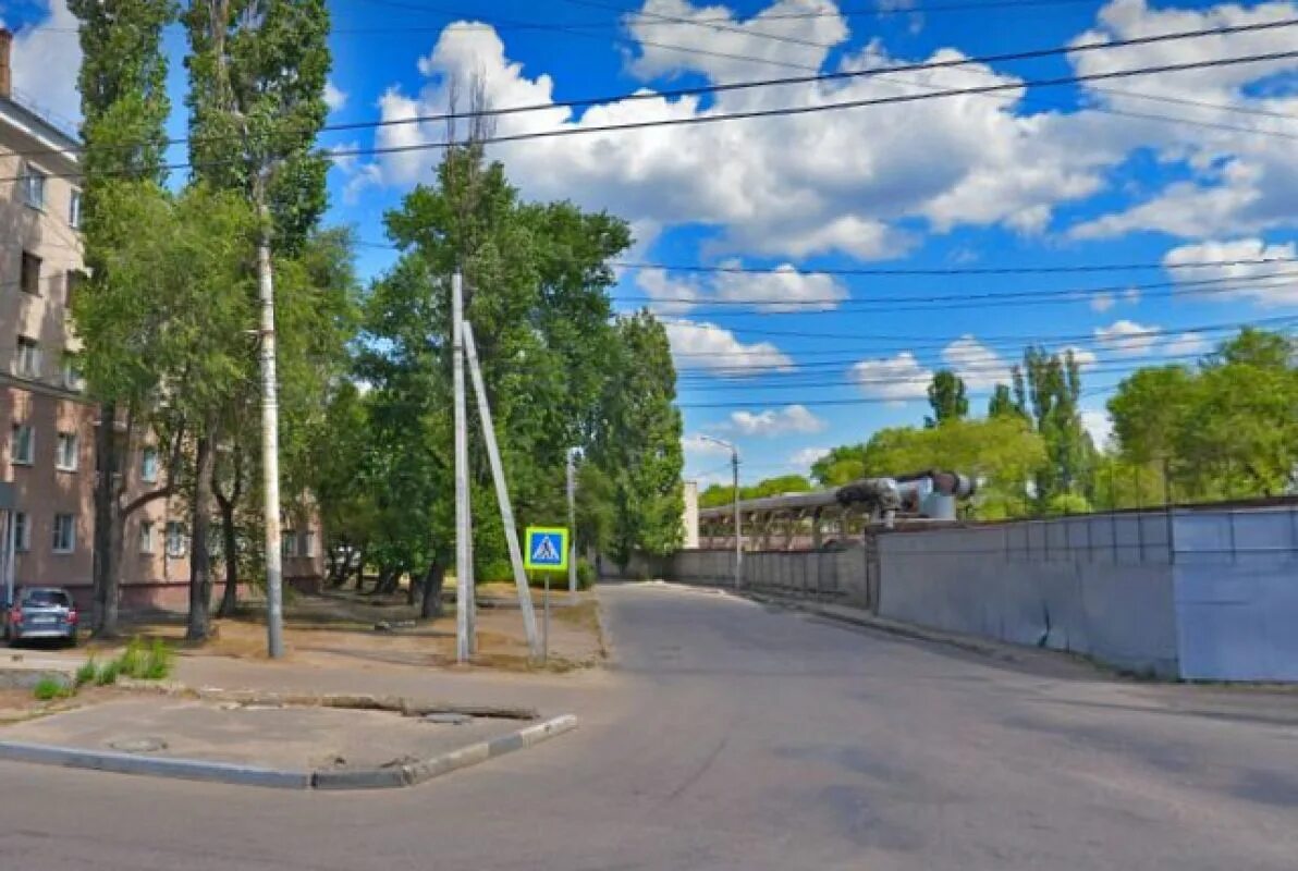Левобережный парк ростов пляж. Станция левобережная химки. Станция левобережная химки. Левый берег воронеж центр. Левбердон ростов-на-дону.
