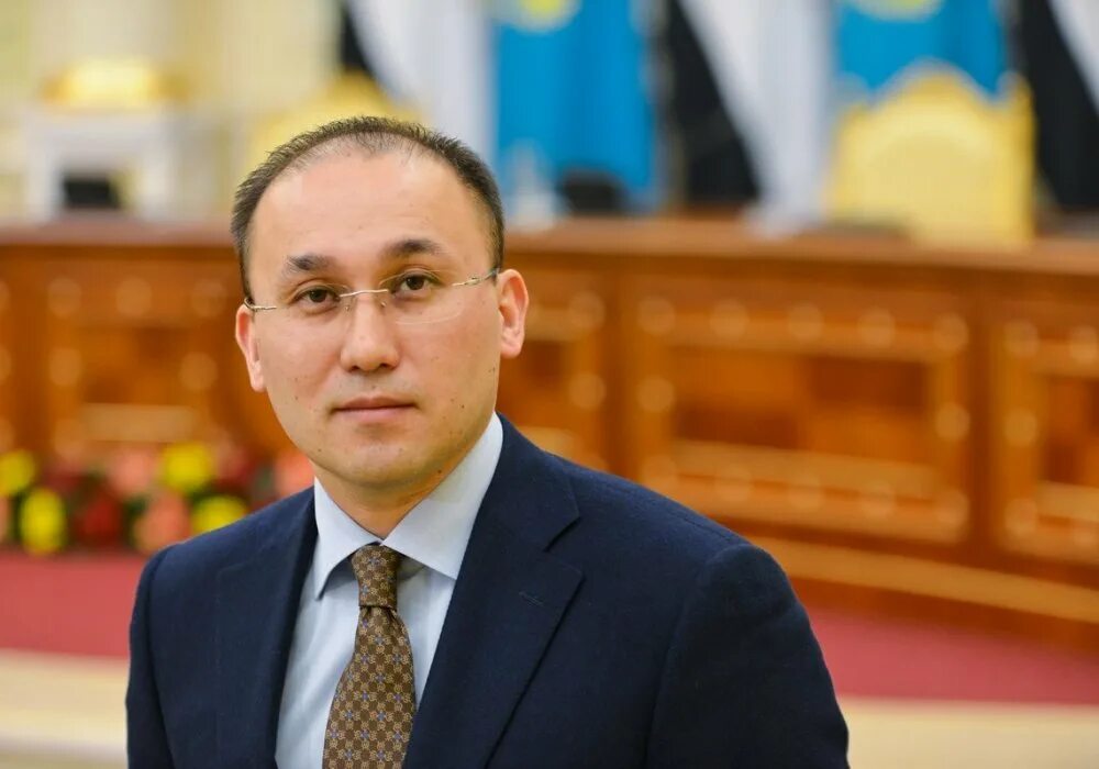 Абаев википедия. Даурен аскербекович абаев. даурен абаев.