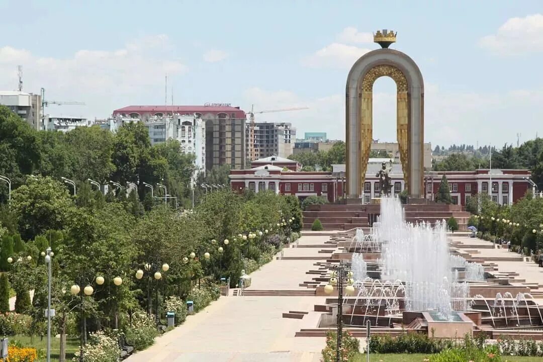 Город Душанбе. Таджикистан город Душанбе. Парк Рудаки в Душанбе. Душанбе площадь города.