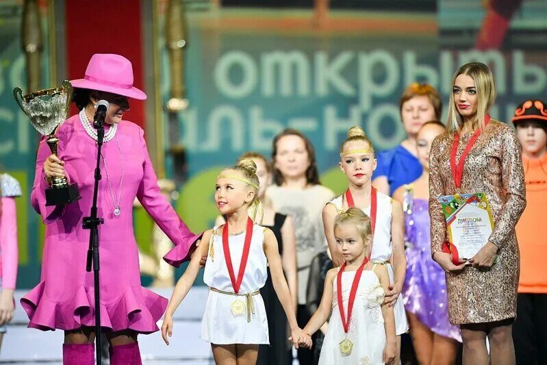 Фестиваль"звездные дети" 2022 гала концерт. Звездные дети фестиваль. Звездные дети фестиваль. Звездные дети 2022 фестиваль. Кинофестиваль beat номинации.