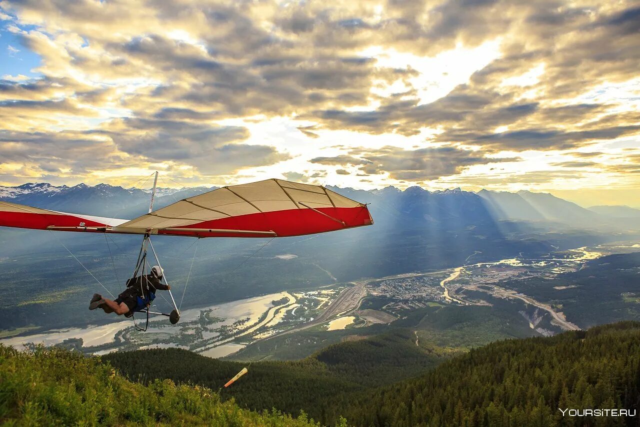 Как называется полет самолетов. Дельтаплан hang Glider. Безмачтовые дельтапланы. Дельтапланеризм (hang Gliding). Полет на дельтаплане.