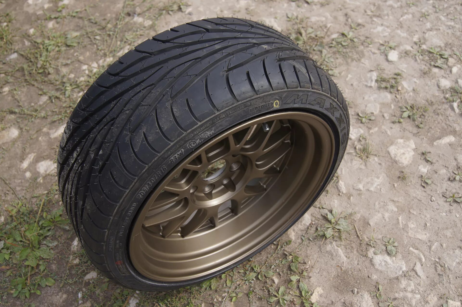 Резина Maxxis r16 Victra. 205 40 R16. Maxxis ma-z1 Victra 205 45 r17. Maxxis ma-z1 Victra 205/55 r16 94w.