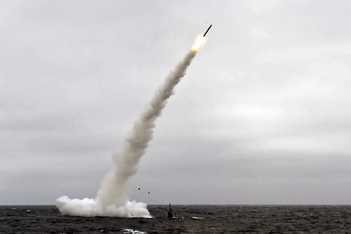 Крылатые баллистические ракеты. Крылатые баллистические ракеты. Gqm-163a. Harpoon ракета. Крылатая ракета.