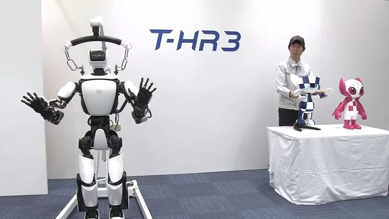 Робот Toyota t-hr3. Toyota Tokyo 2020 Mascot Robot. Робот Toyota th r 3. Промобот человекоподобный робот.