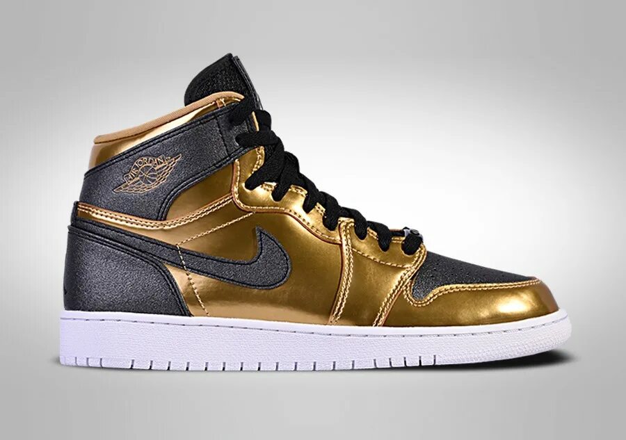 Jordan gold. Nike Air Jordan 1 Gold. Nike Air Jordan 1 High Black Metallic Gold. Nike Air Jordan Metallic Gold. Nike Air Jordan 1 High Gold.