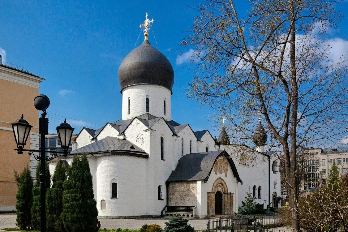 Церковь во имя пресвятой богородицы. Марфо-Мариинская обитель храм Покрова Богородицы. Храм Пресвятой Богородицы Марфо-Мариинской обители, Москва. Марфо-Мариинская обитель милосердия Москва.