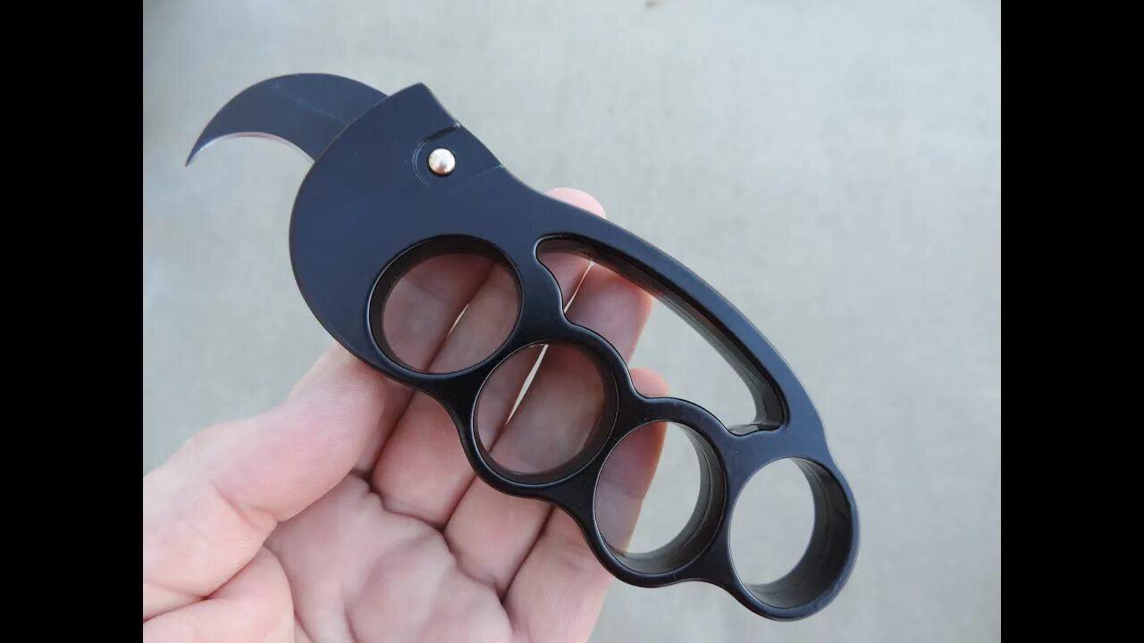 Knuckle duster