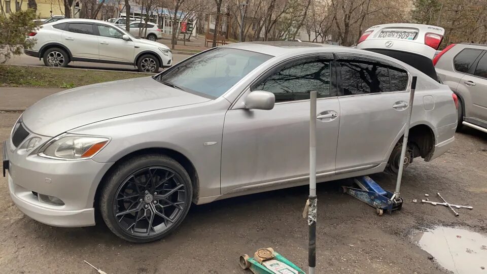 Диски ff10 r17. Диски hre ff10. hre ff10 реплика. hre ff10 r17. диски hre ff10 r19.