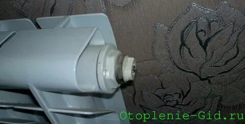 Как спустить воздух с гребенки
