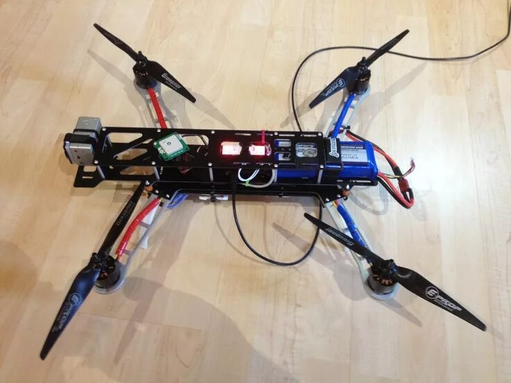 Как сделать дрон своими руками. 3dr diy qad. дрон из картона. поделка дрон. дрон для самостоятельной сборки.