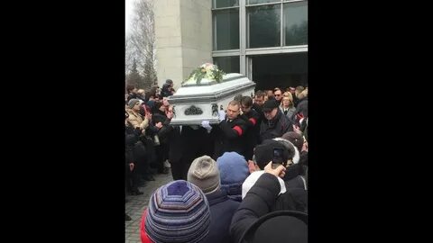 Похоронить в открытом гробу