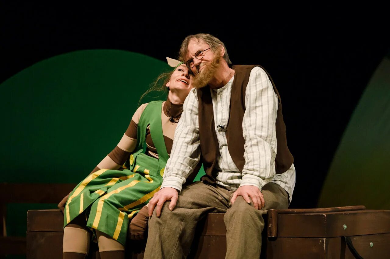 Светлана лаврецова тюз. Петсон и финдус тюз. Тюз. Тюз спектакль сомбреро. Петсон и финдус тюз брянцева.