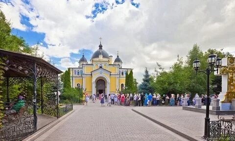 Храм блаженной матроны в москве