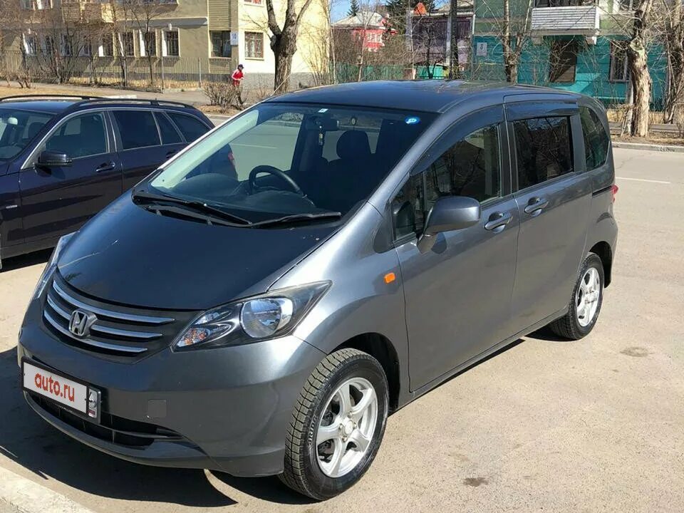 Honda freed 2010 года. Honda frret spaik. Хонда фрид 2010 год. Honda freed 2010. Хонда фрид 10г.