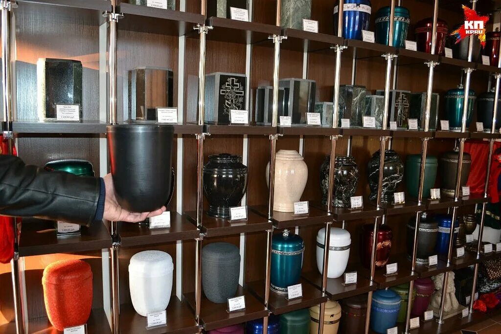 Крематорий урна с прахом. Капсула после кремации. Капсула для кремации. Урна крематорий 1810. Как выглядит урна после кремации.