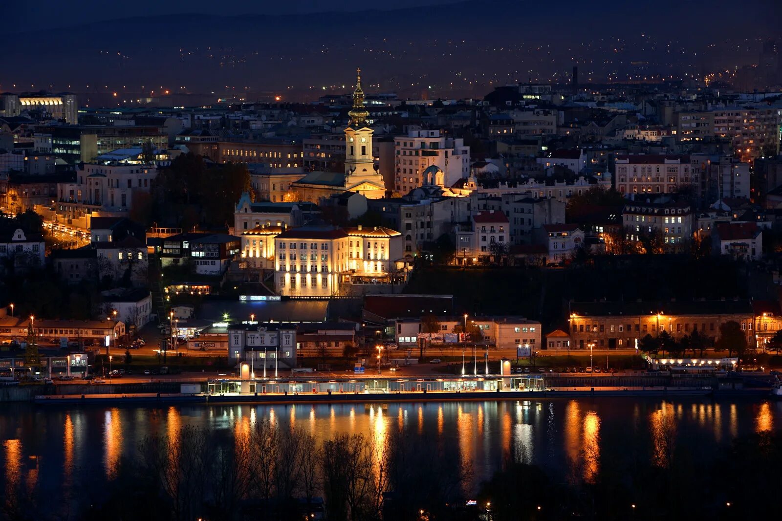 Белград набережная. Ночной белград сербия. Белград сербия зима. Белград столица сербии достопримечательности. Виды белграда.